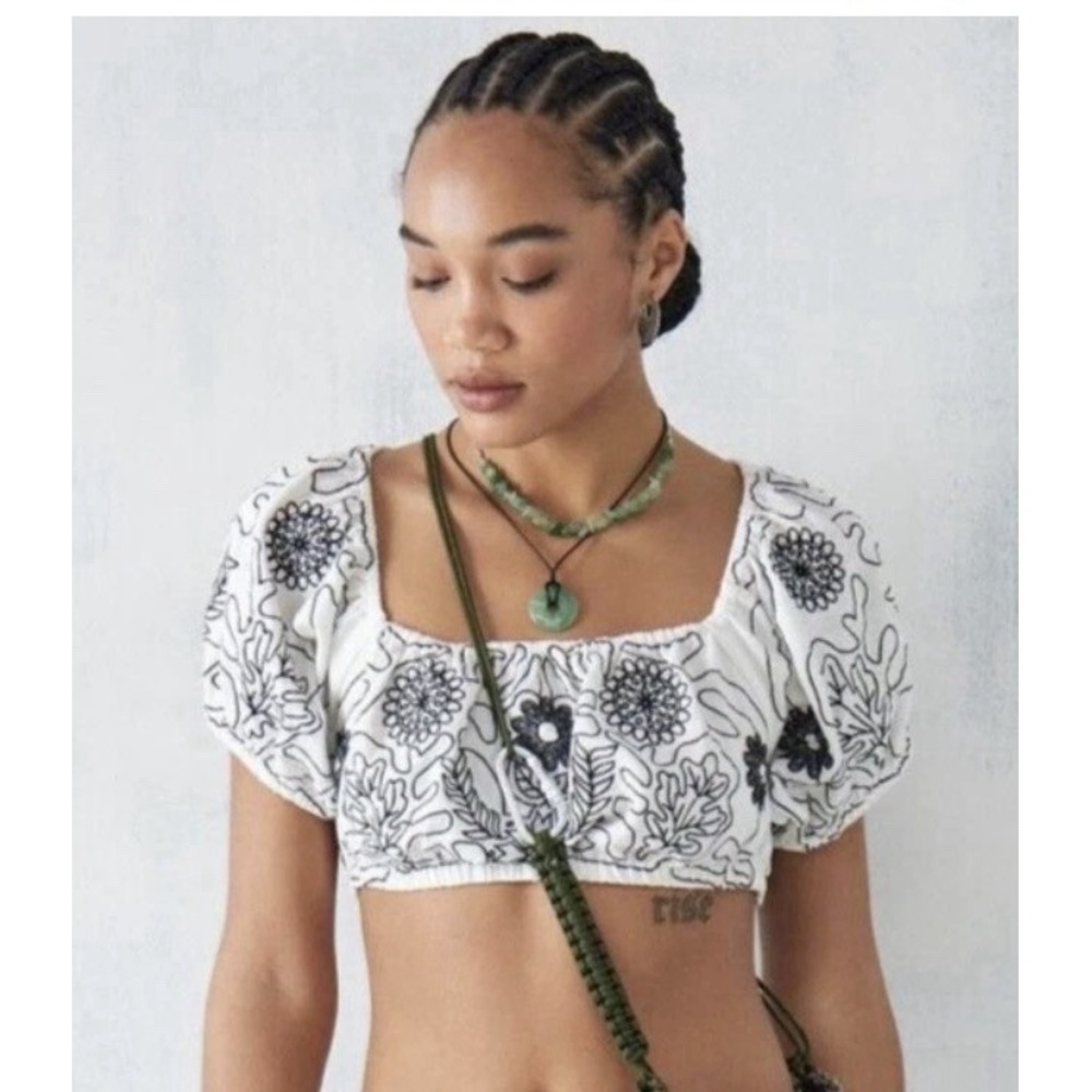 Free‎ People NWT size Medium Embroidered Lotus Top Only Cropped - Picture 14 of 16